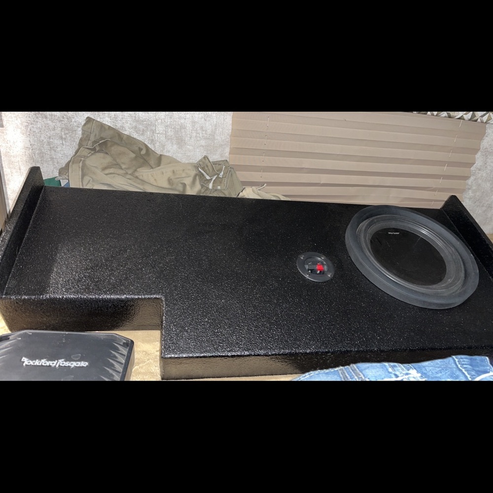 Rockford fosgate amp with 10” sub and box